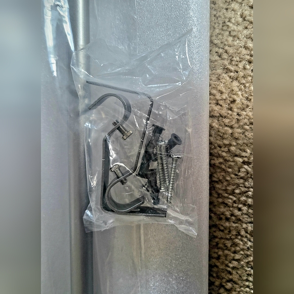 Window Curtain Rod - Picture 8 of 8